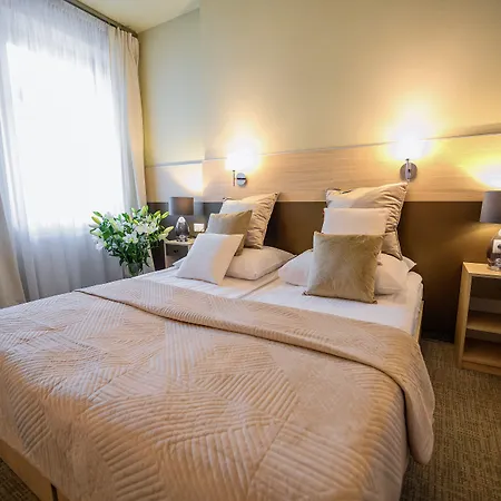 Kazimierz Iii Hotell 3*