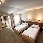 Kazimierz Iii Hotel